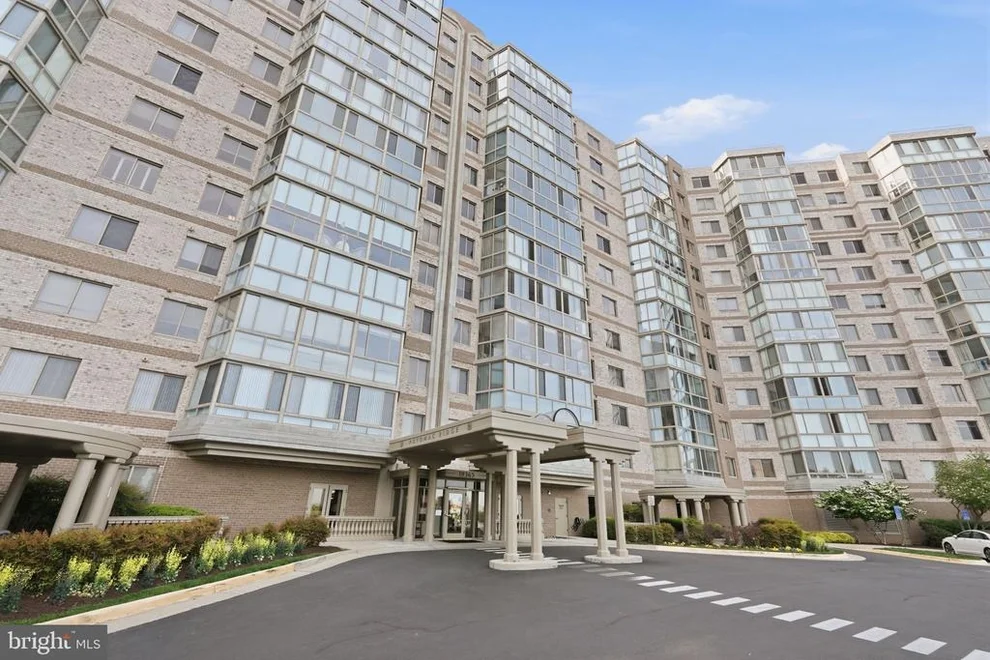 Unit for sale at 19365 CYPRESS RIDGE TERRACE, LEESBURG, VA 20176