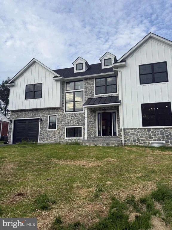 Unit for sale at 104 PINE TREE ROAD, PAOLI, PA 19301