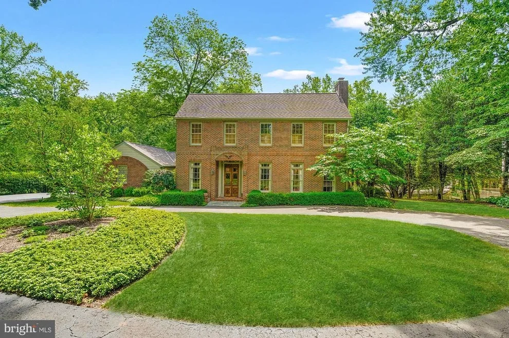Unit for sale at 1033 SWINKS MILL ROAD, MCLEAN, VA 22102
