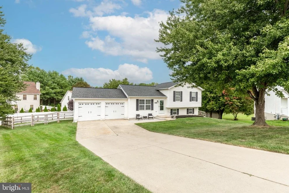 Unit for sale at 3874 YELLOWSTONE COURT, HAMPSTEAD, MD 21074
