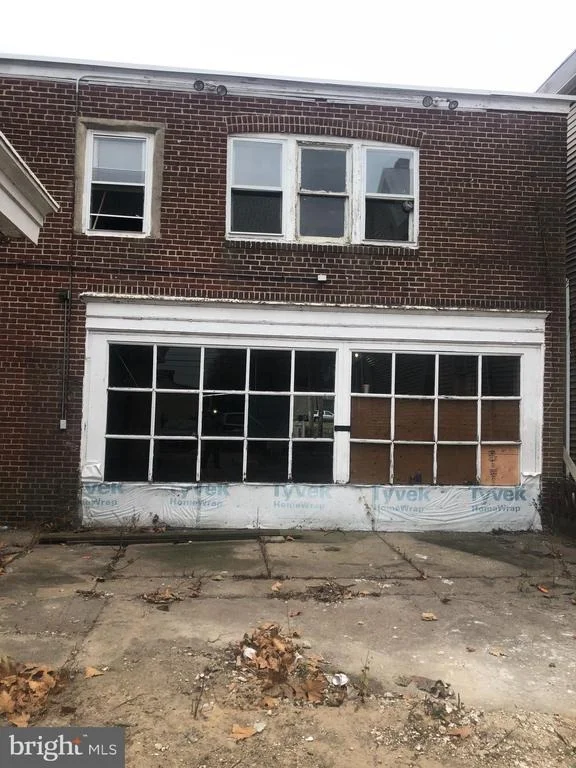 Unit for sale at 337 E 9TH STREET, CHESTER, PA 19013