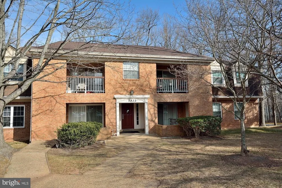 Unit for sale at 5932 COVE LANDING ROAD, BURKE, VA 22015