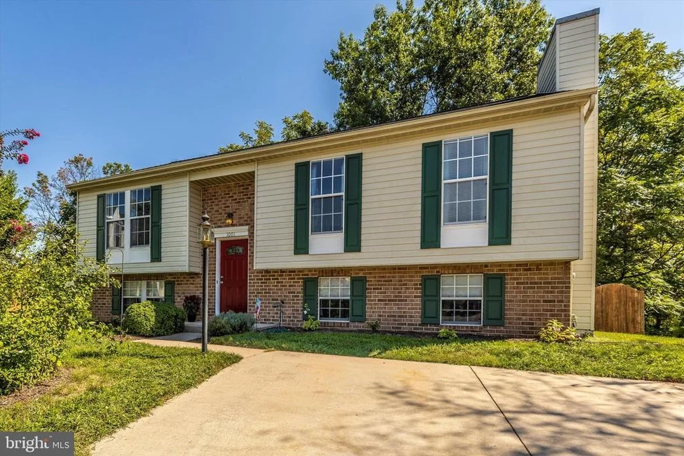 Unit for sale at 1001 CHINABERRY DRIVE, FREDERICK, MD 21703