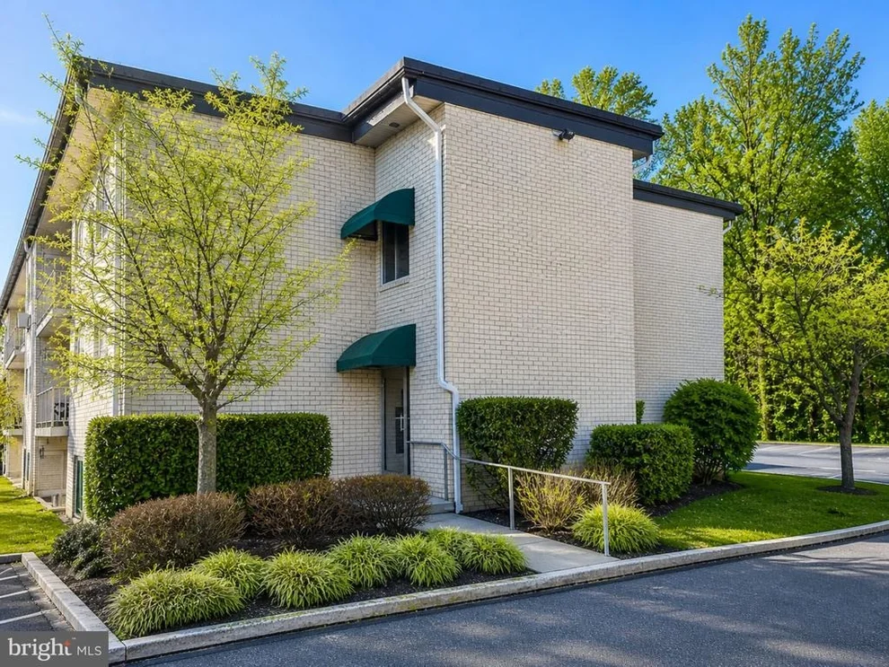 Unit for sale at 7 ROCKFORD ROAD, WILMINGTON, DE 19806