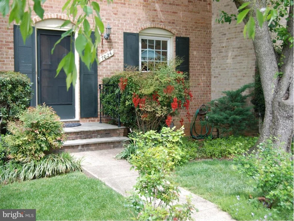 Unit for sale at 7024 BRADWOOD COURT, SPRINGFIELD, VA 22151