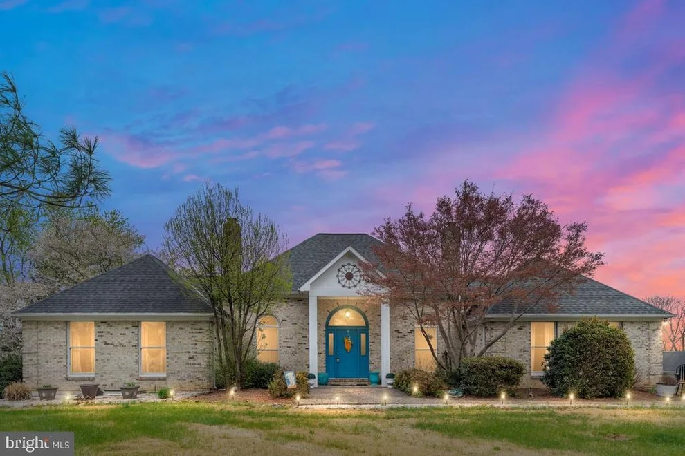Unit for sale at 13 AUBREY COURT, CHARLES TOWN, WV 25414