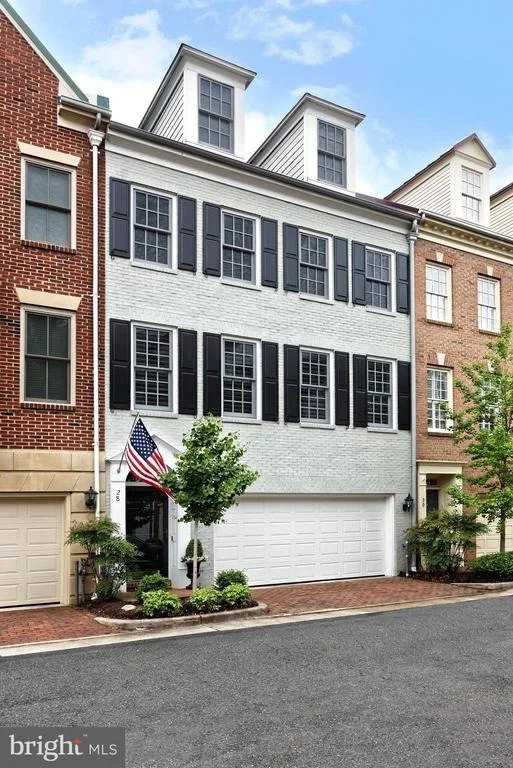 Unit for sale at 28 ALEXANDER STREET, ALEXANDRIA, VA 22314
