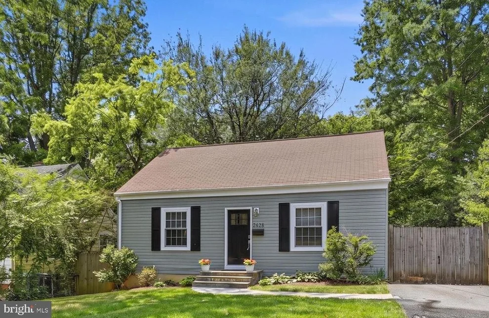 Unit for sale at 2828 W GEORGE MASON ROAD, FALLS CHURCH, VA 22042