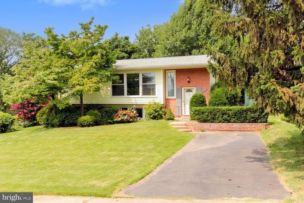 Unit for sale at 5002 REGINA DRIVE, ANNANDALE, VA 22003