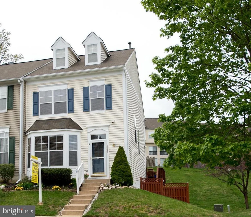 Unit for sale at 3943 HARTLAKE STREET, WOODBRIDGE, VA 22192