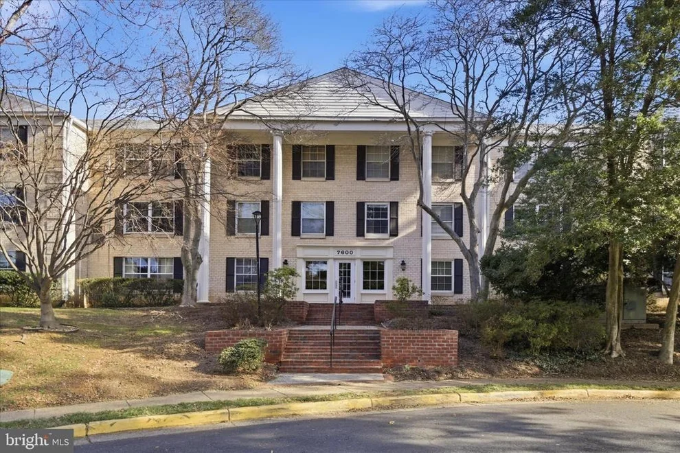 Unit for sale at 7600 TREMAYNE PLACE, MCLEAN, VA 22102