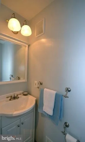 Unit for sale at 220 NELSON AVENUE E, ALEXANDRIA, VA 22301