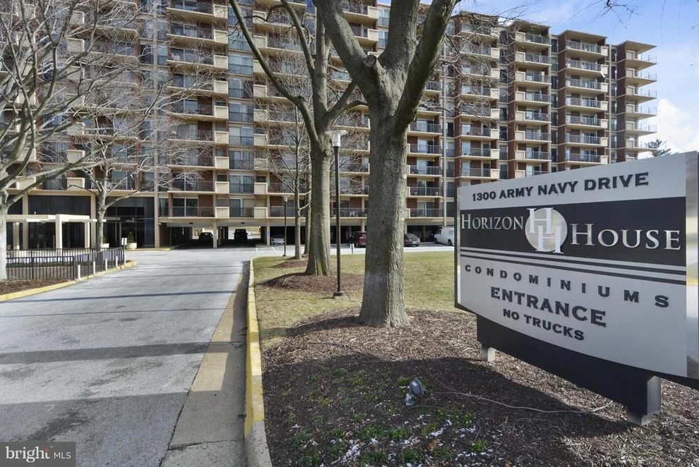 Unit for sale at 1300 ARMY NAVY DRIVE, ARLINGTON, VA 22202