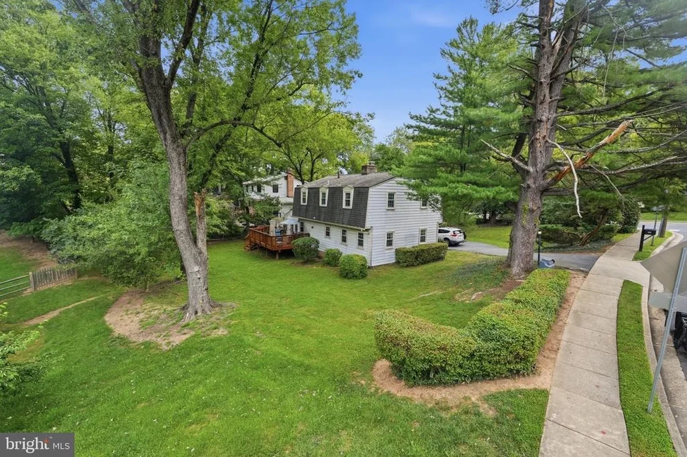Unit for sale at 300 BROADLEAF DRIVE NE, VIENNA, VA 22180