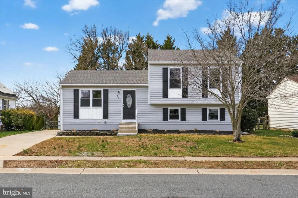 Unit for sale at 13 COUNTRY LANE, NEWARK, DE 19702