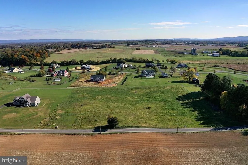 Unit for sale at 76 N DICKINSON SCHOOL ROAD, CARLISLE, PA 17015