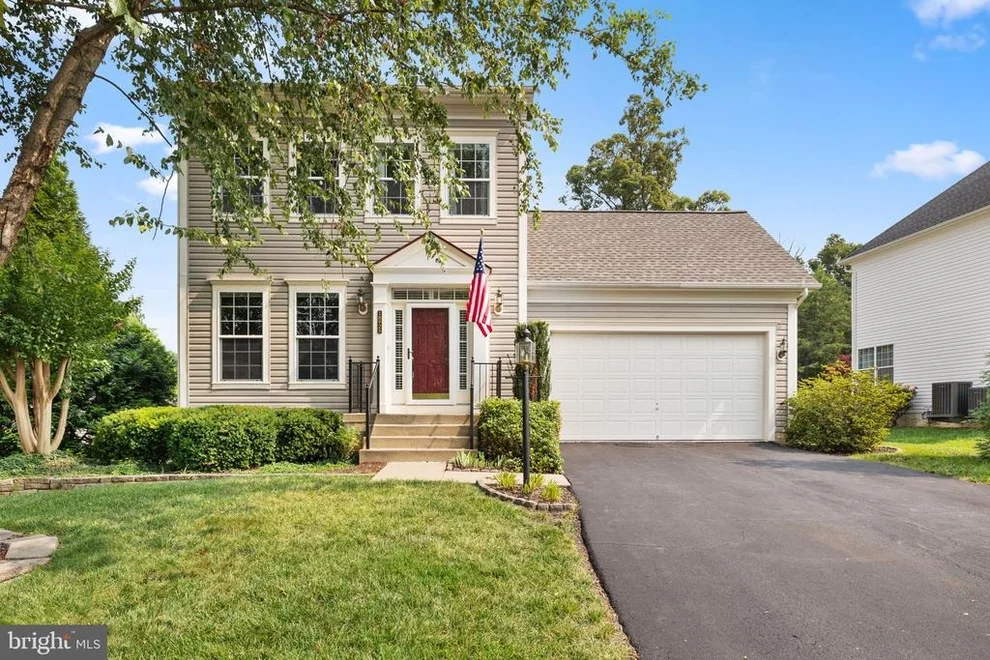 Unit for sale at 18925 ROSINGS WAY, TRIANGLE, VA 22172