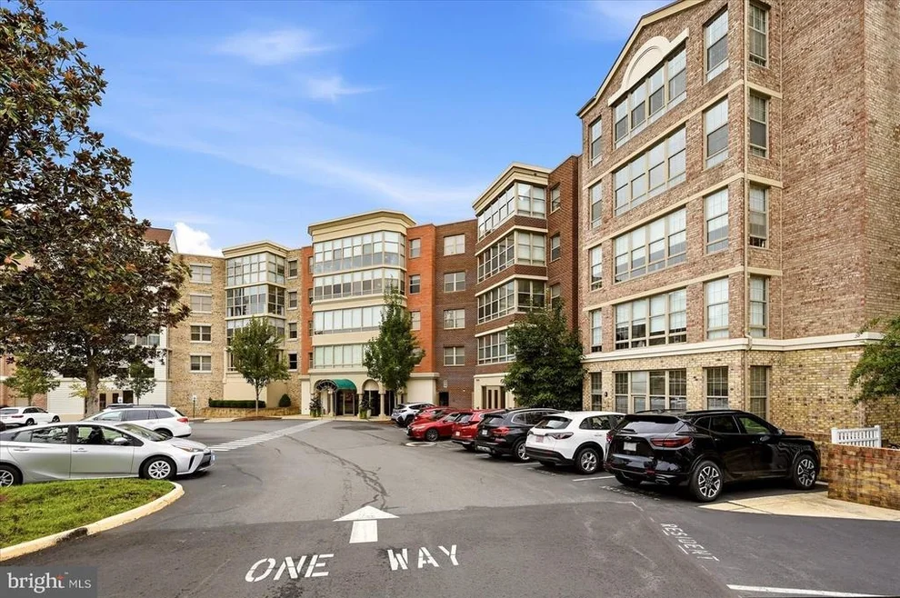 Unit for sale at 19370 MAGNOLIA GROVE SQUARE, LEESBURG, VA 20176