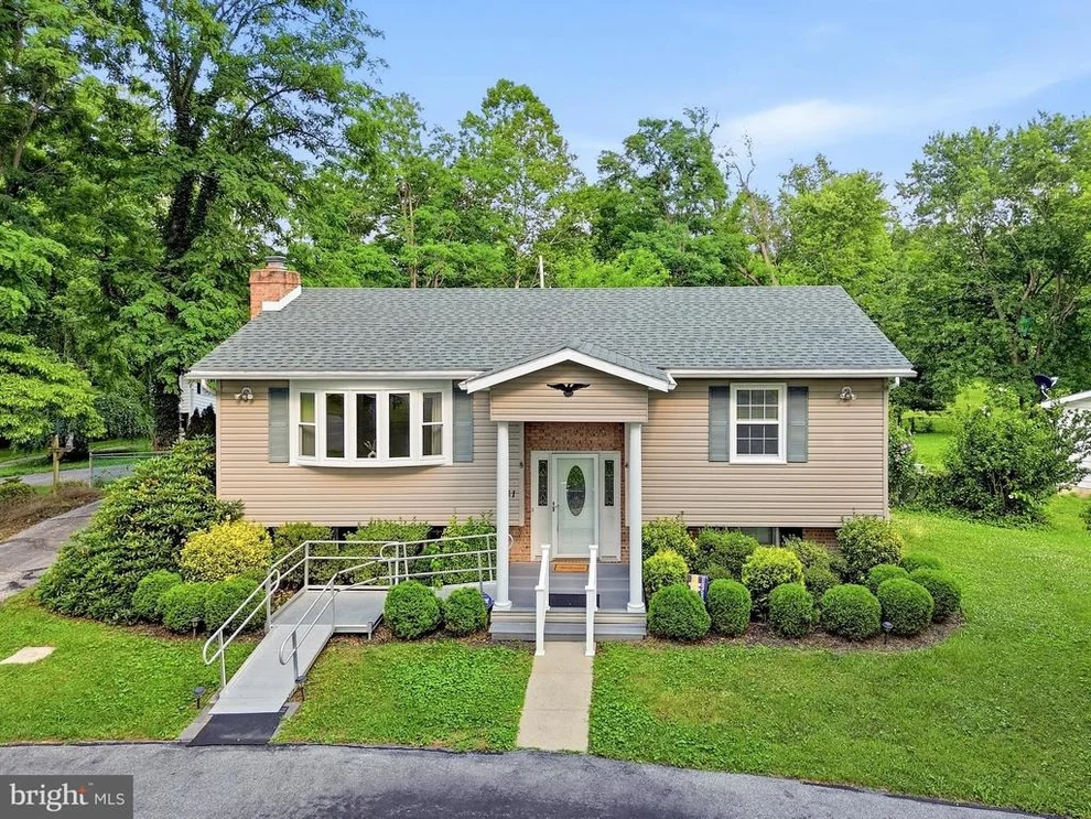 Unit for sale at 781 TUSCAWILLA DRIVE, CHARLES TOWN, WV 25414