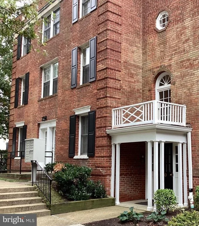 Unit for sale at 500 BASHFORD LANE, ALEXANDRIA, VA 22314