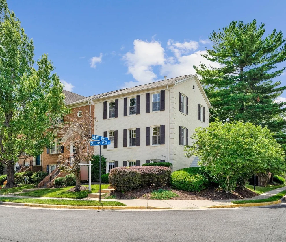 Unit for sale at 2000 GALLOWS TREE LANE, VIENNA, VA 22182