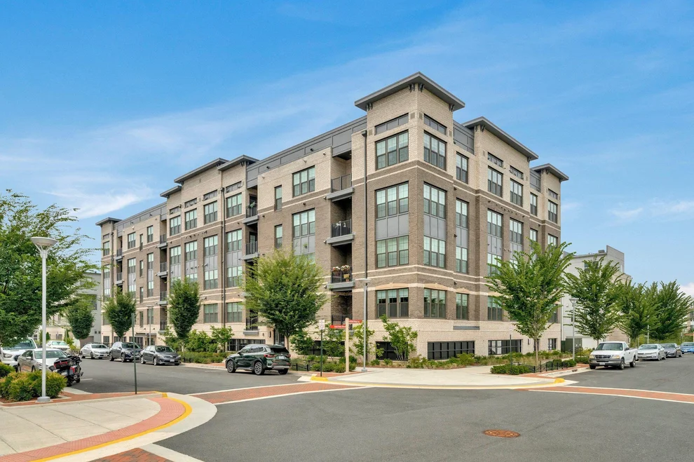 Unit for sale at 2320 FIELD POINT ROAD, HERNDON, VA 20171