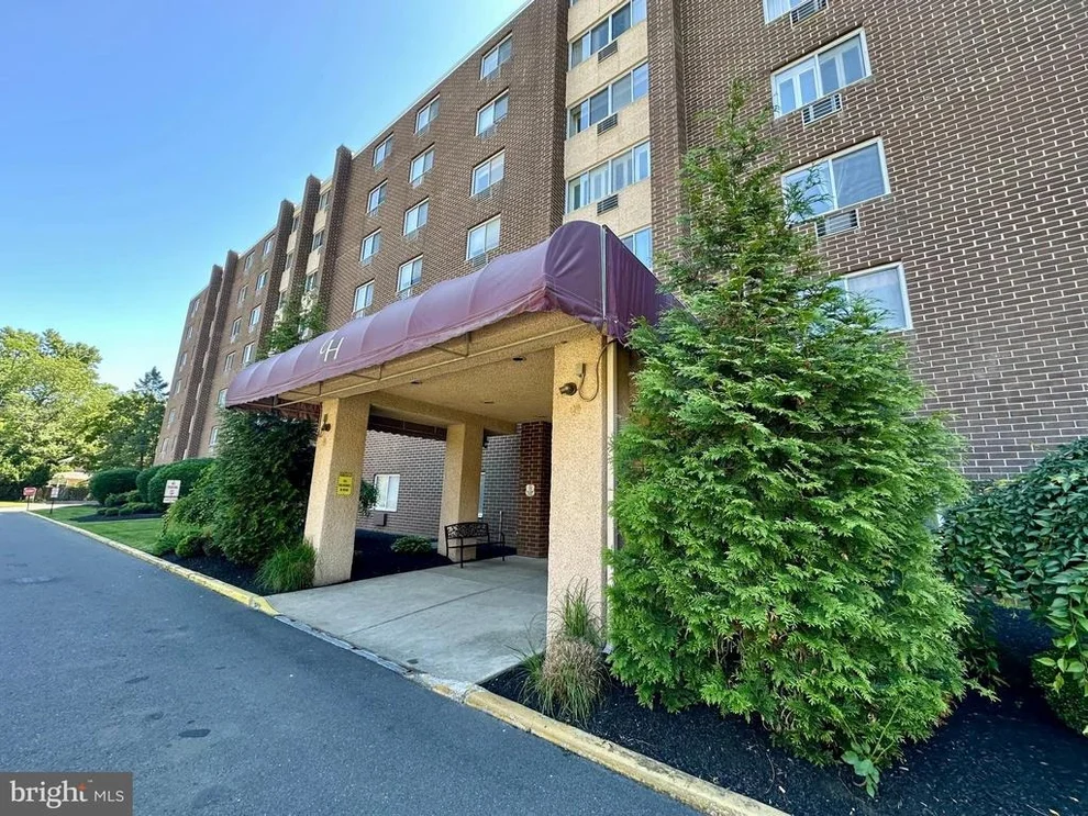 Unit for sale at 860 LOWER FERRY ROAD, EWING, NJ 08628