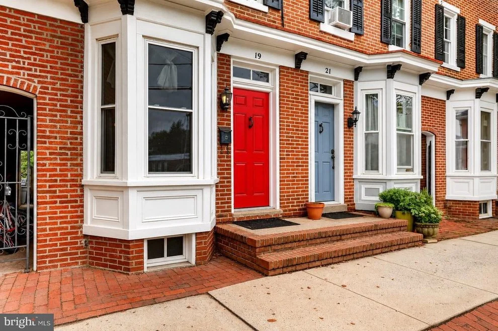 Unit for sale at 19 CROSSWICKS STREET, BORDENTOWN, NJ 08505