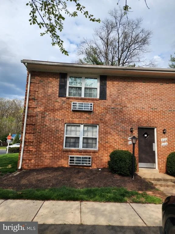 Unit for sale at 402 E CORNELL DRIVE, STERLING, VA 20164