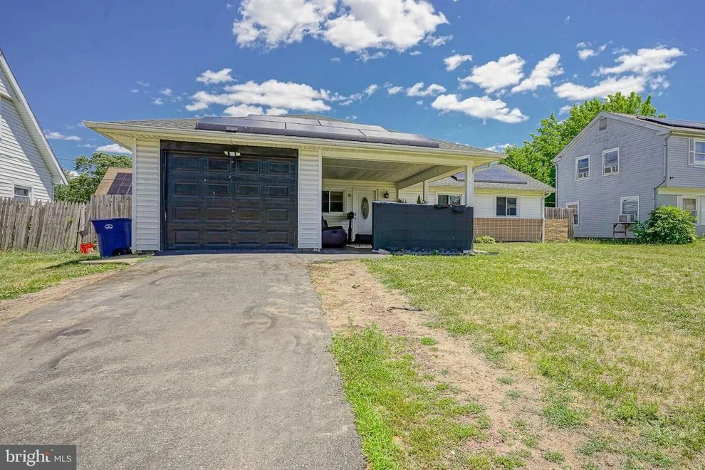 Unit for sale at 28 BLUEBERRY LANE, WILLINGBORO, NJ 08046