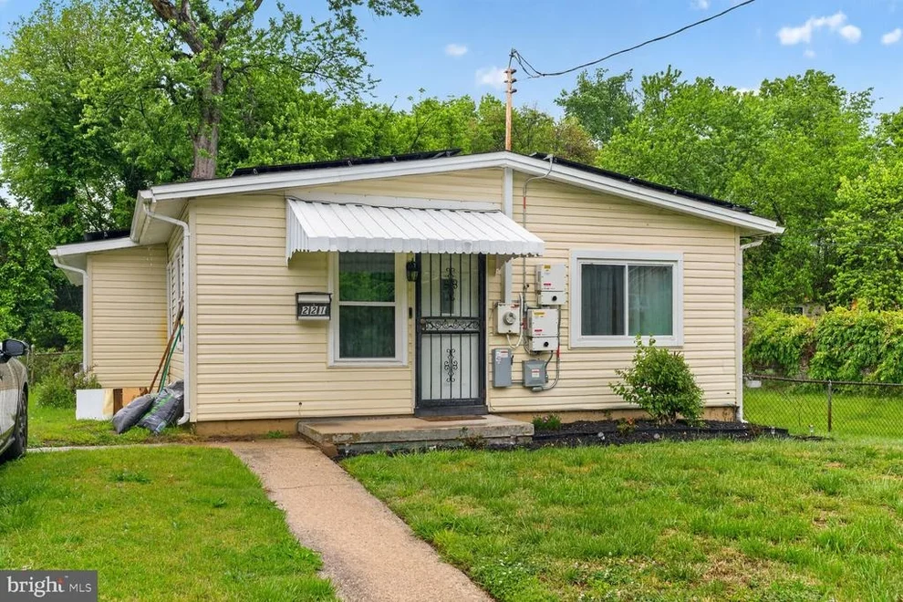 Unit for sale at 221 SENECA DRIVE, OXON HILL, MD 20745