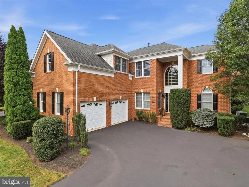 Unit for sale at 15261 GOLF VIEW DRIVE, HAYMARKET, VA 20169