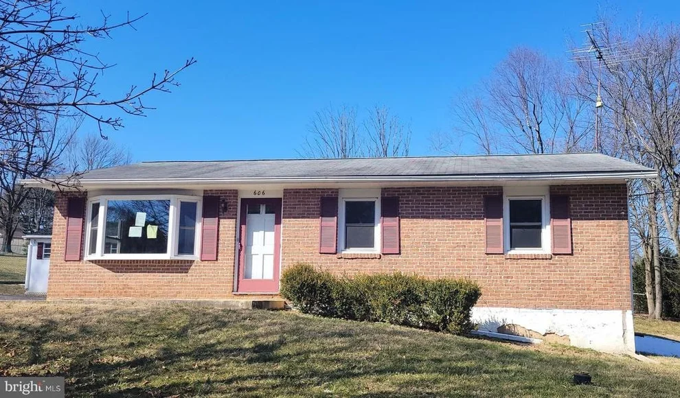 Unit for sale at 606 GAHLE COURT, WESTMINSTER, MD 21157