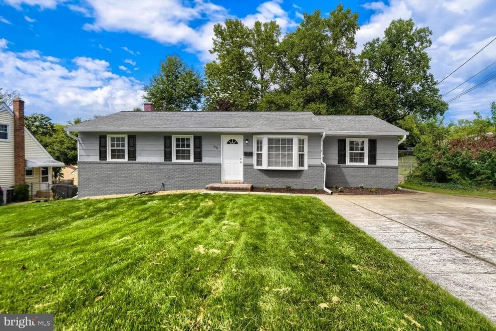Unit for sale at 696 W MAPLE ROAD, LINTHICUM HEIGHTS, MD 21090