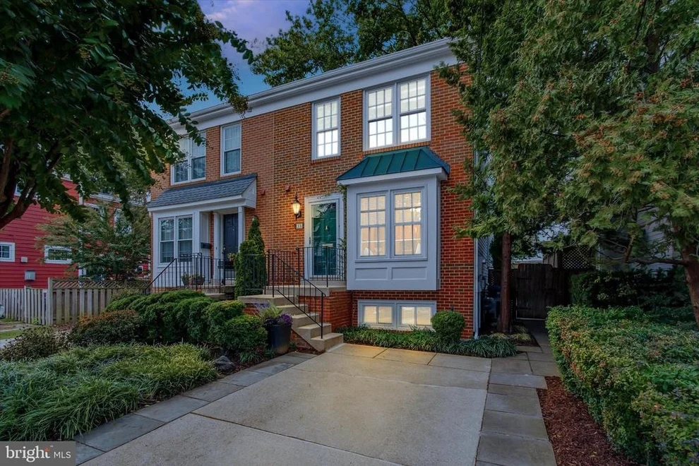 Unit for sale at 15 E DEL RAY AVENUE, ALEXANDRIA, VA 22301