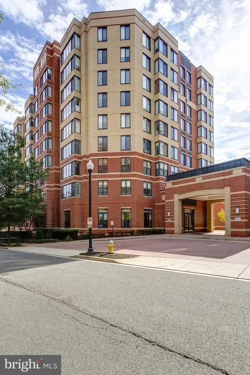 Unit for sale at 2220 FAIRFAX DRIVE, ARLINGTON, VA 22201