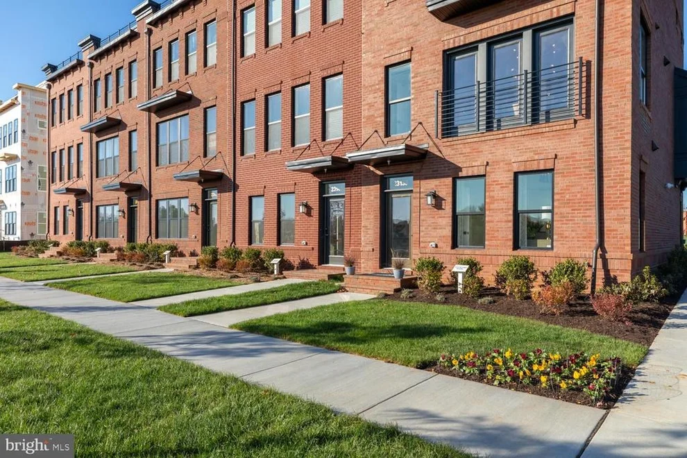 Unit for sale at 22806 TAWNY PINE SQUARE, BRAMBLETON, VA 20148