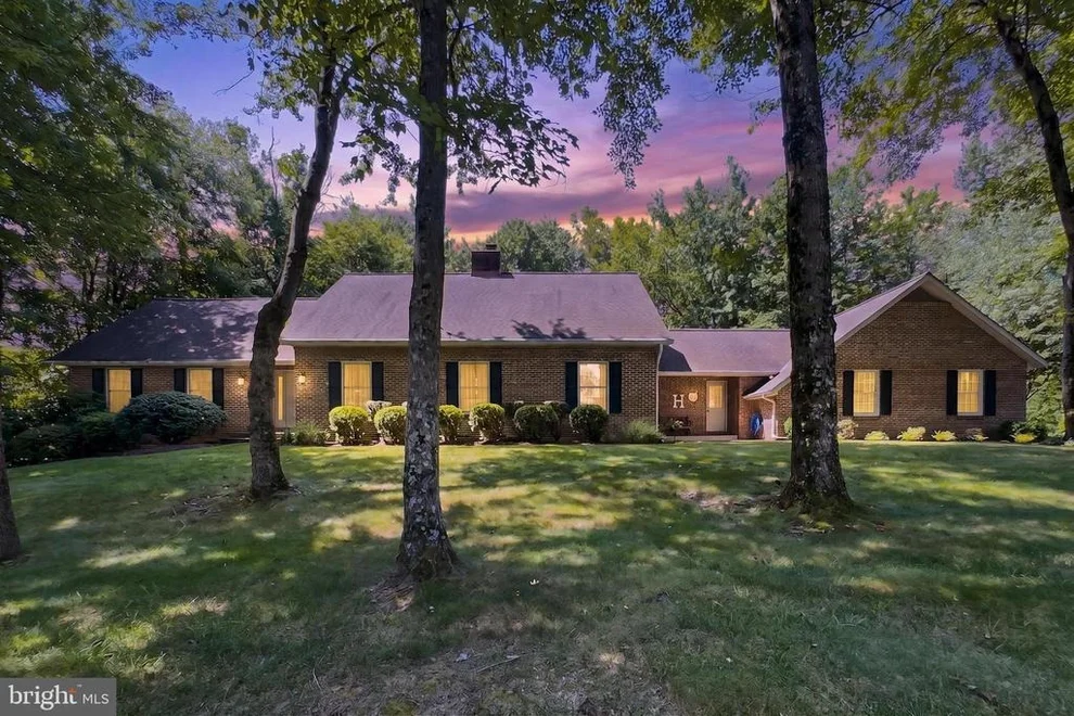 Unit for sale at 12905 WESTBROOK DRIVE, FAIRFAX, VA 22030