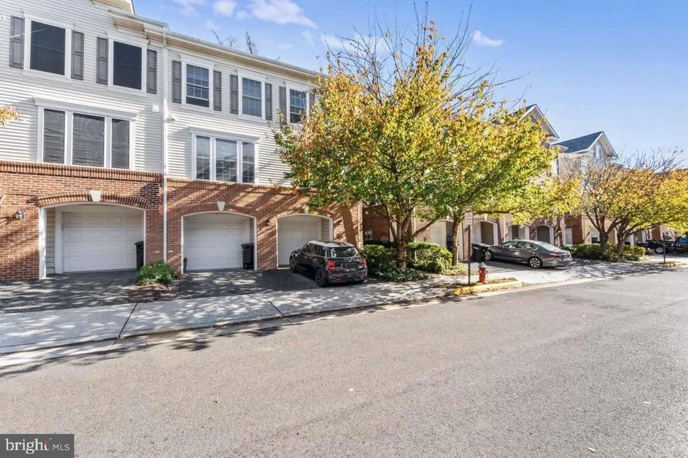 Unit for sale at 7132 HUNTLEY CREEK PLACE, ALEXANDRIA, VA 22306