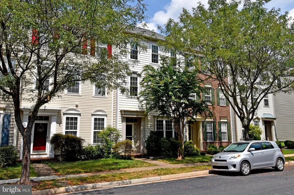 Unit for sale at 42814 CEDAR HEDGE STREET, CHANTILLY, VA 20152