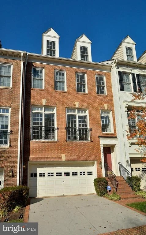 Unit for sale at 7450 CARRIAGE HILLS DRIVE, MCLEAN, VA 22102
