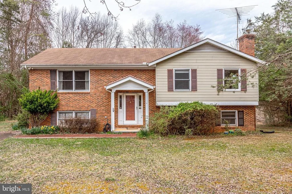 Unit for sale at 5550 JACLYN DRIVE, WARRENTON, VA 20187