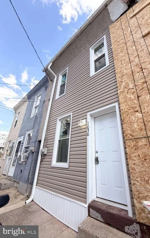 Unit for sale at 1050 CULVERT STREET, READING, PA 19602