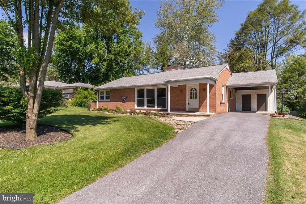 Unit for sale at 13318 FAIRGREEN CIRCLE, HAGERSTOWN, MD 21742