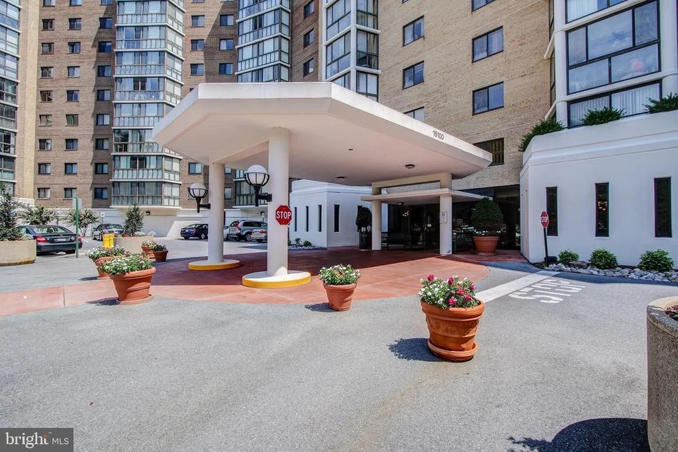 Unit for sale at 15100 INTERLACHEN DRIVE, SILVER SPRING, MD 20906