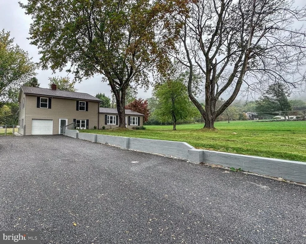 Unit for sale at 8858 HAWBOTTOM ROAD, MIDDLETOWN, MD 21769