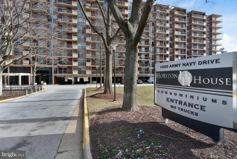Unit for sale at 1300 ARMY NAVY DRIVE, ARLINGTON, VA 22202