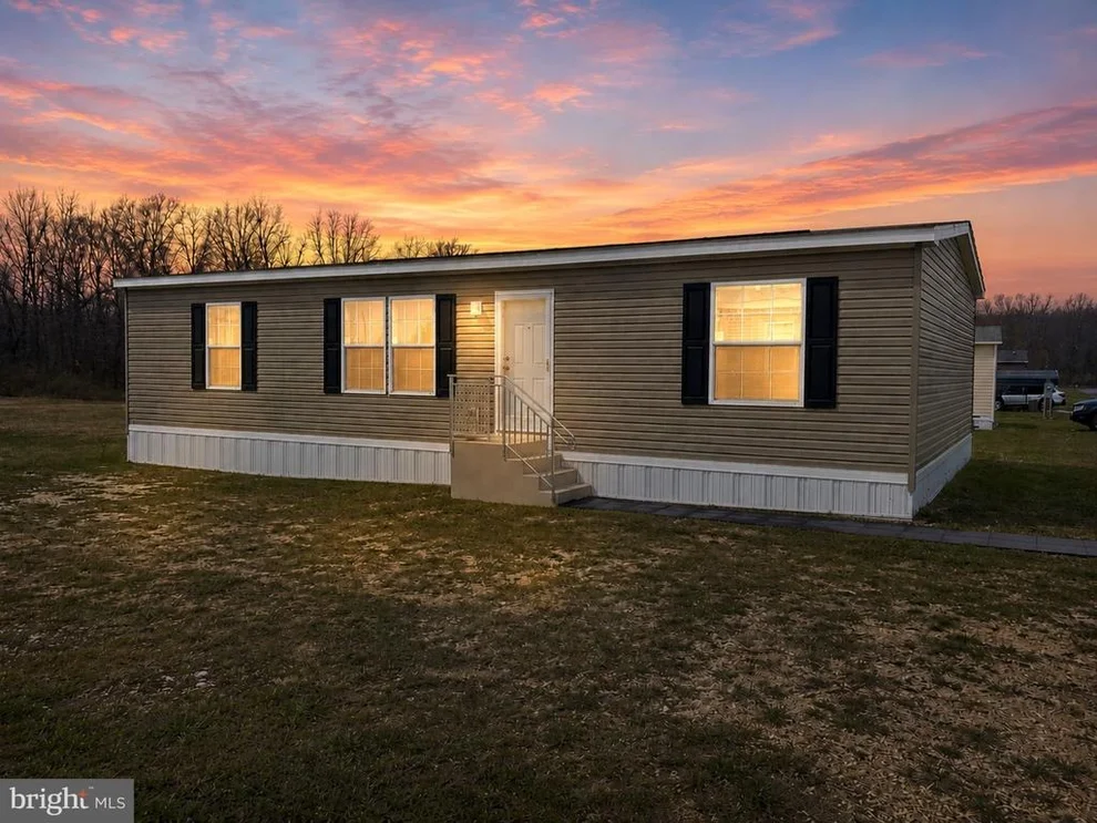 Unit for sale at 17 ANN ST, MIFFLINBURG, PA 17844