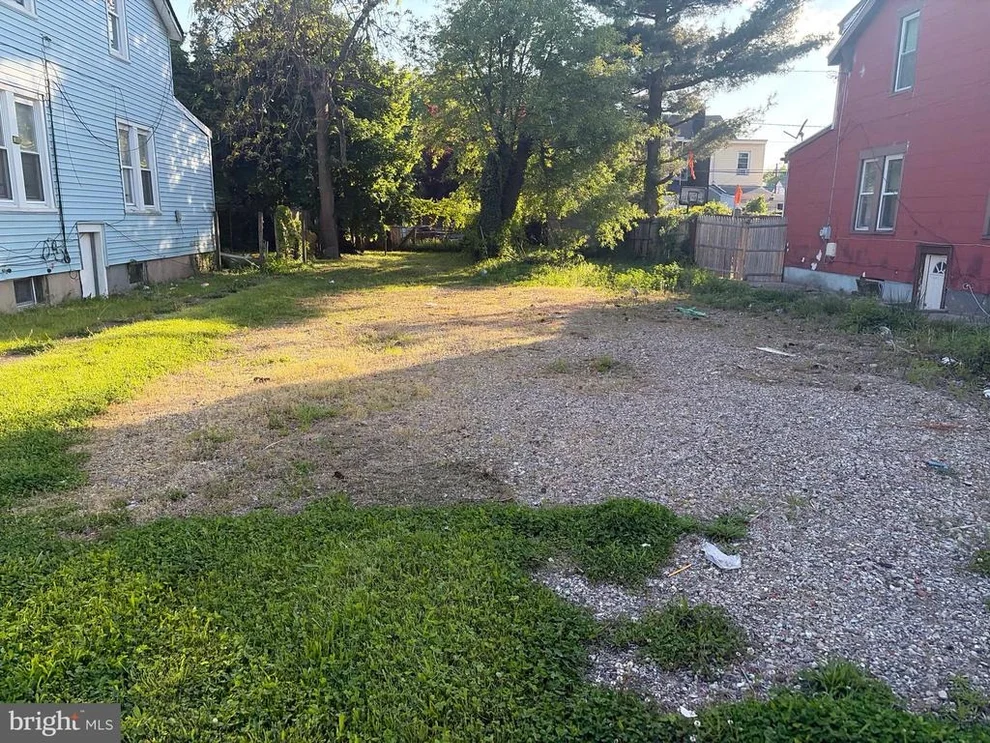 Unit for sale at 213 WOODLAWN AVENUE, HAMILTON, NJ 08609