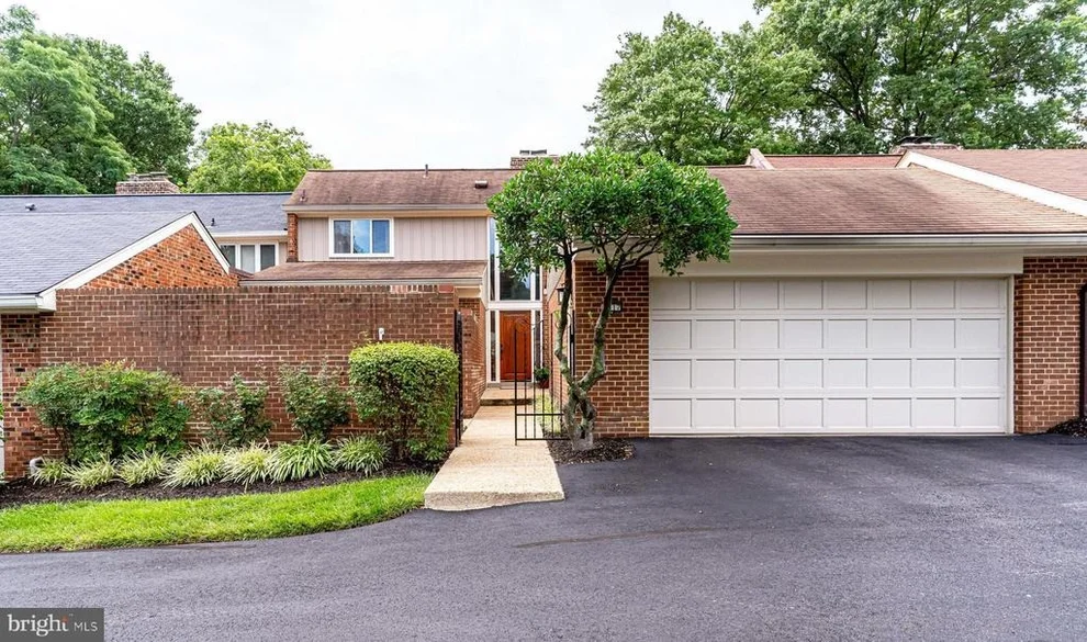 Unit for sale at 2817 OAKTON MANOR COURT, OAKTON, VA 22124